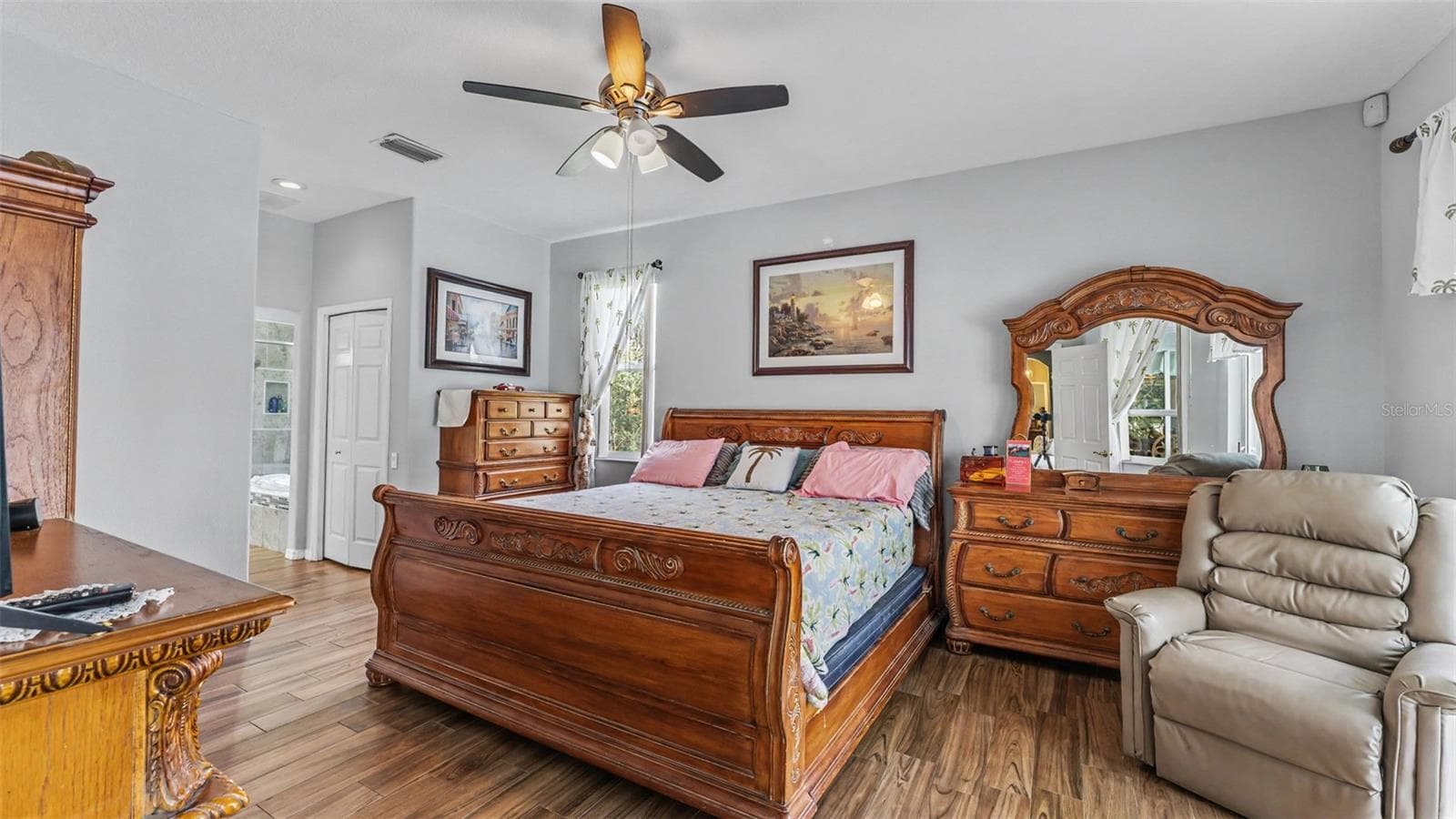 Primary bedroom suite - 6626 ROYAL FOREST DR, LAKELAND