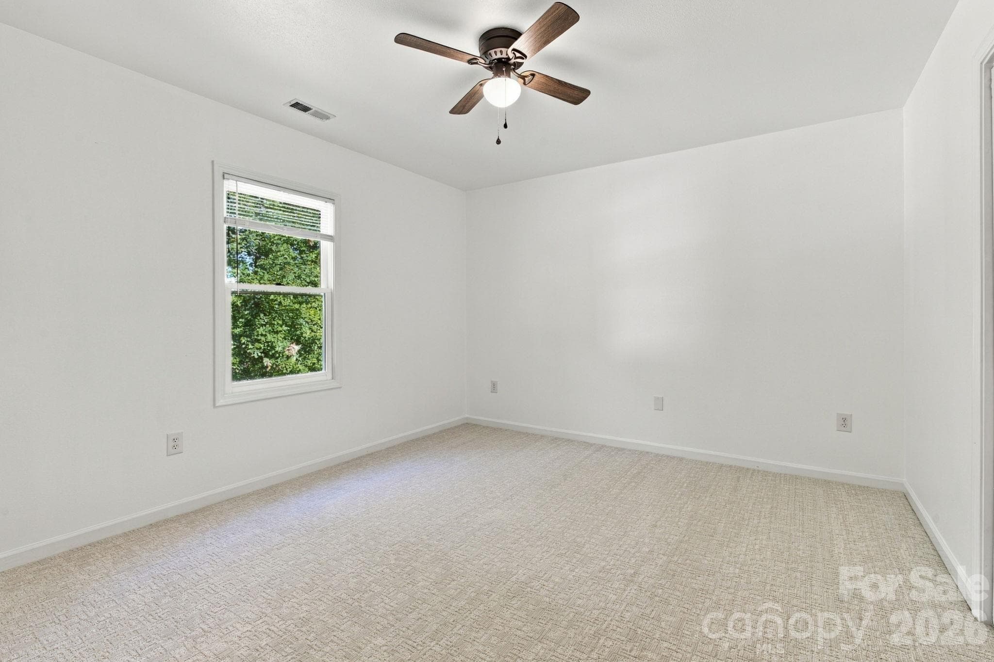 bedroom 2-upper level - 1270 Berra Place, Hickory