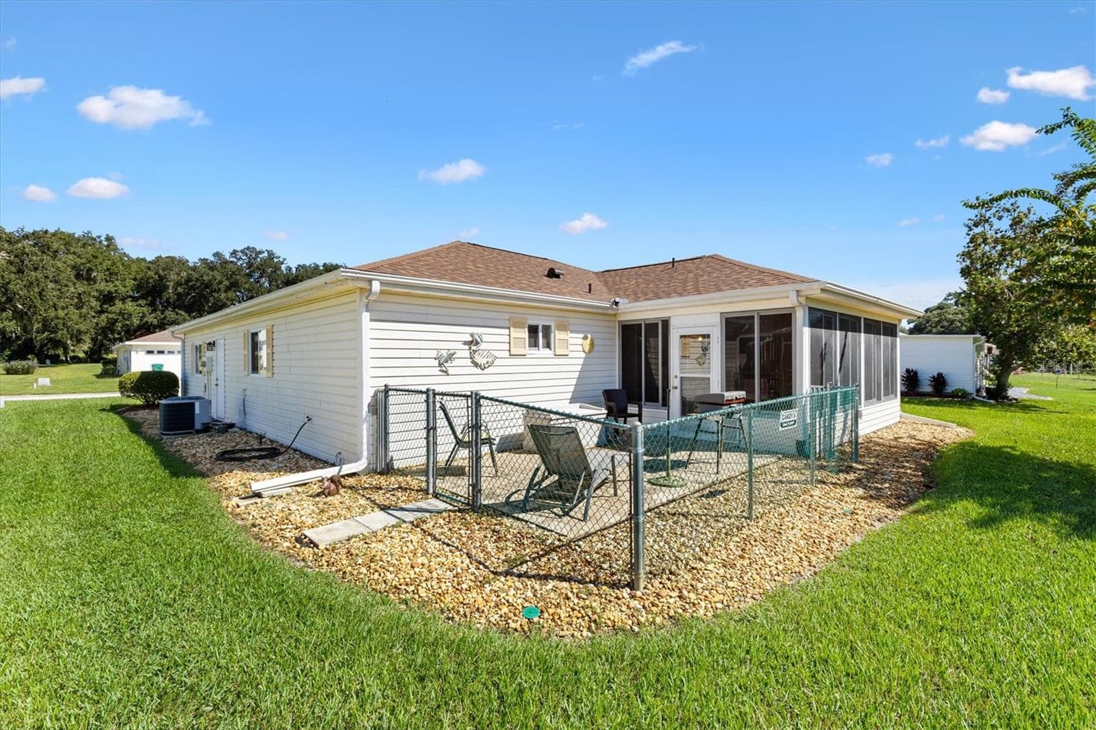 Single Family Residence at 9902 SE 175TH ST, SUMMERFIELD, photo 25 of 36