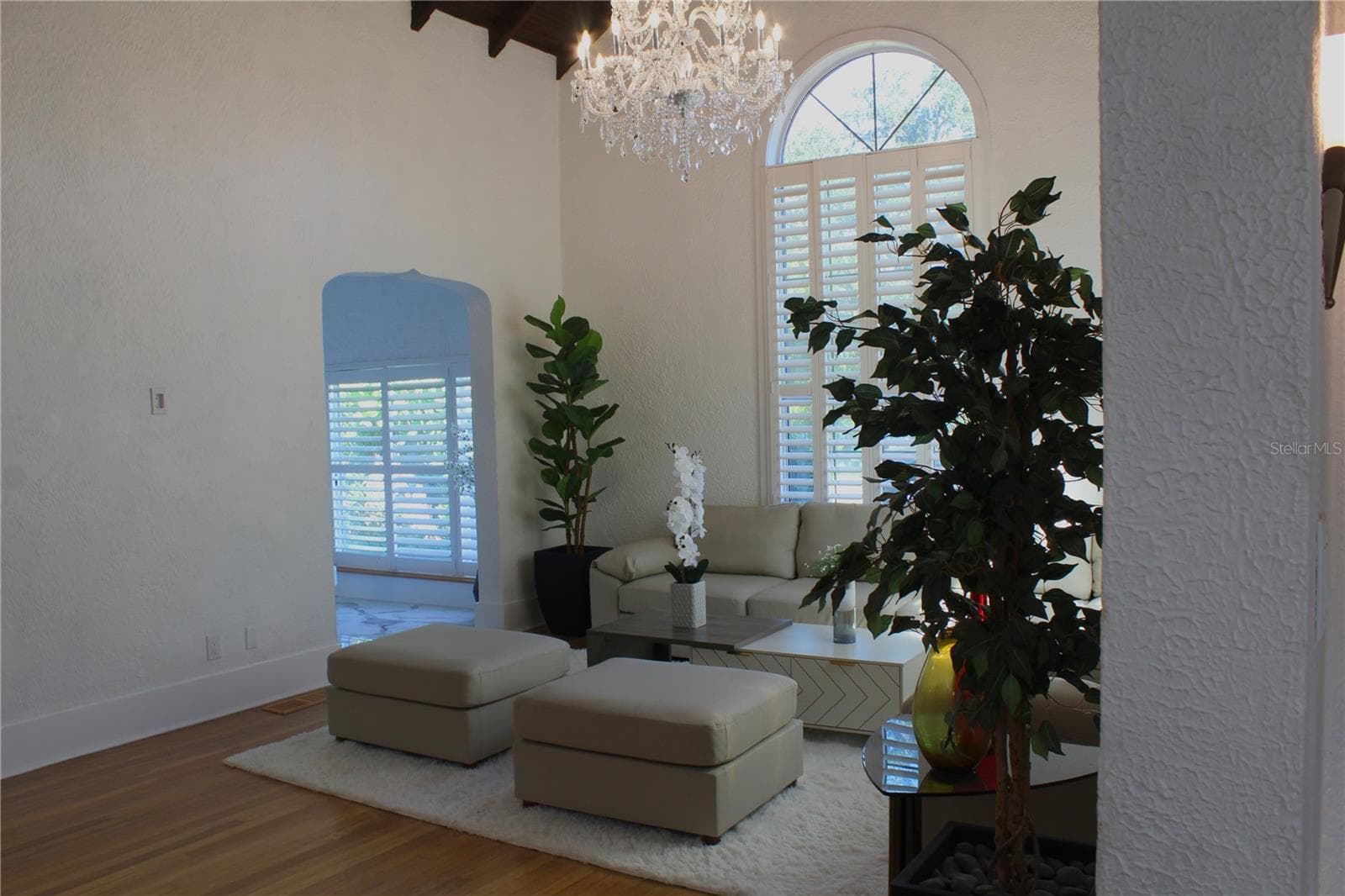 Single Family Residence at 908 S SUMMERLIN AVE, ORLANDO, photo 10 of 60