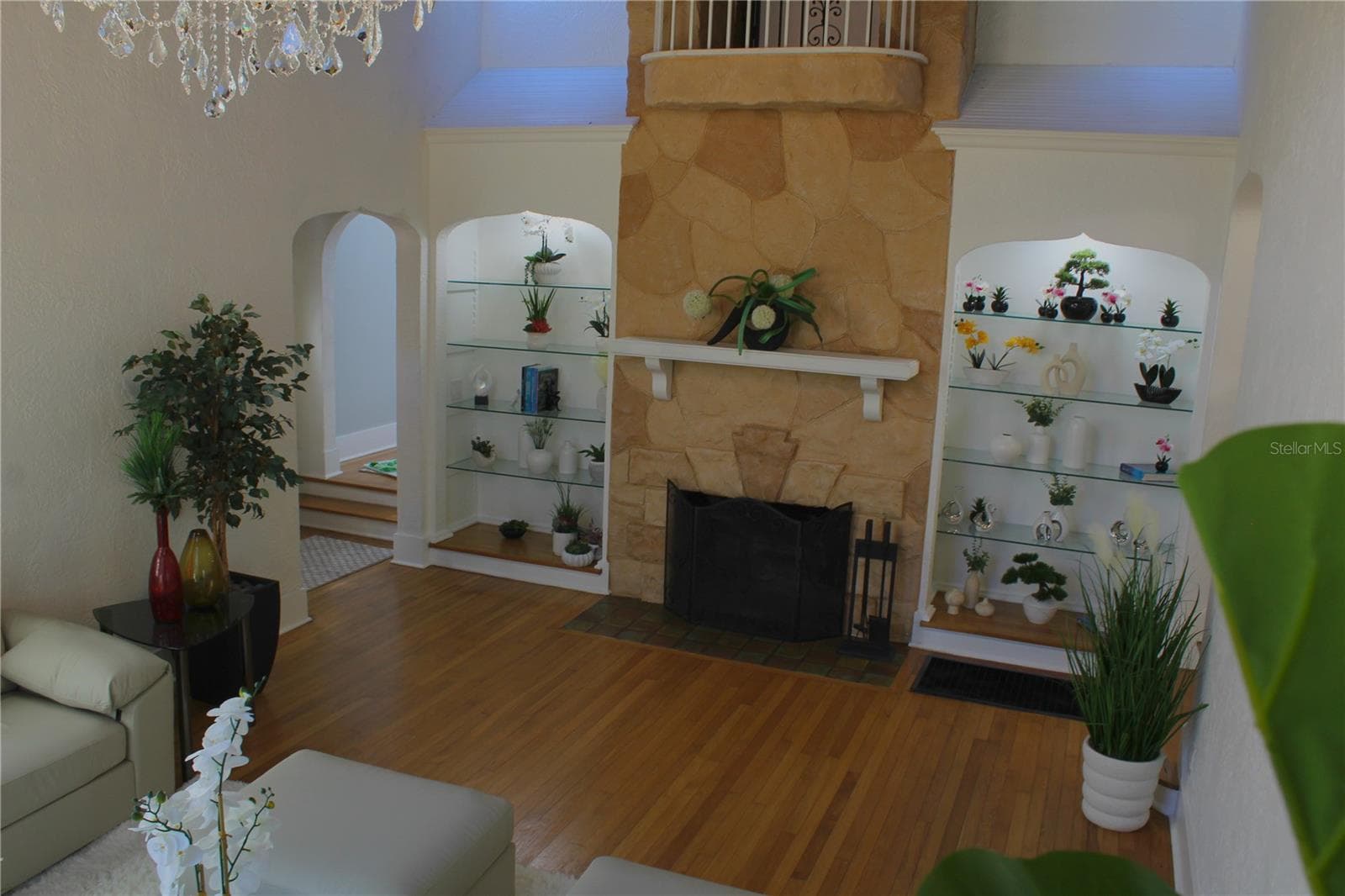 Single Family Residence at 908 S SUMMERLIN AVE, ORLANDO, photo 12 of 60