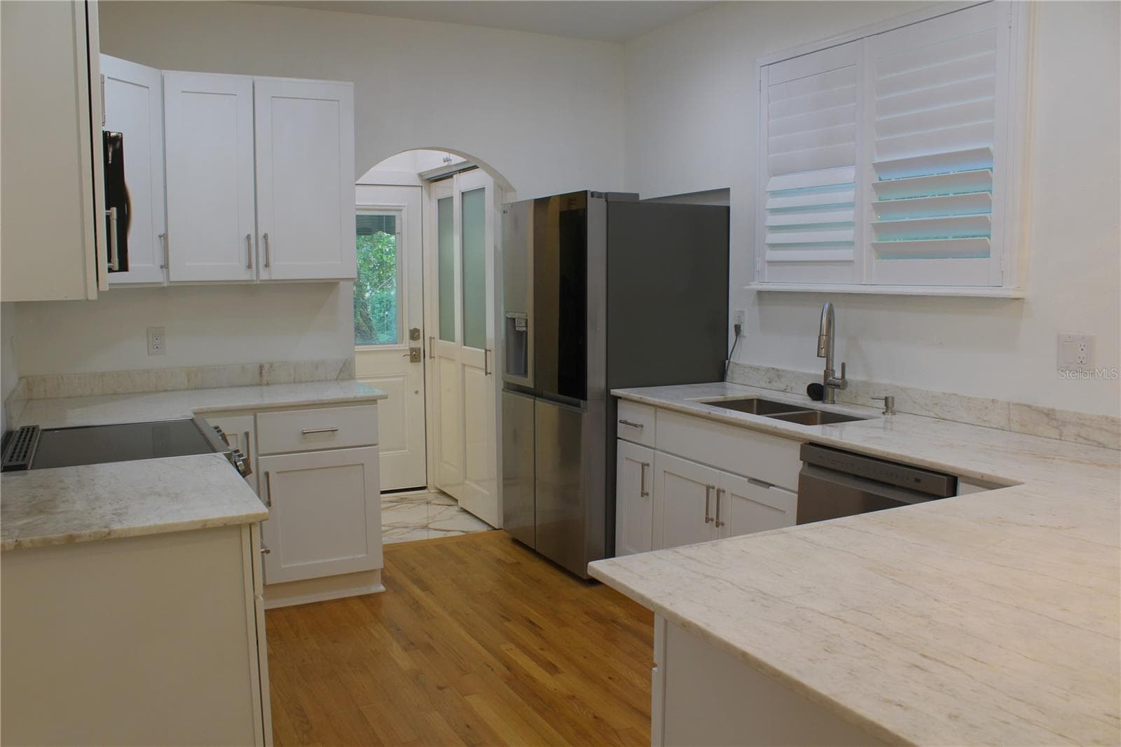 Single Family Residence at 908 S SUMMERLIN AVE, ORLANDO, photo 19 of 60