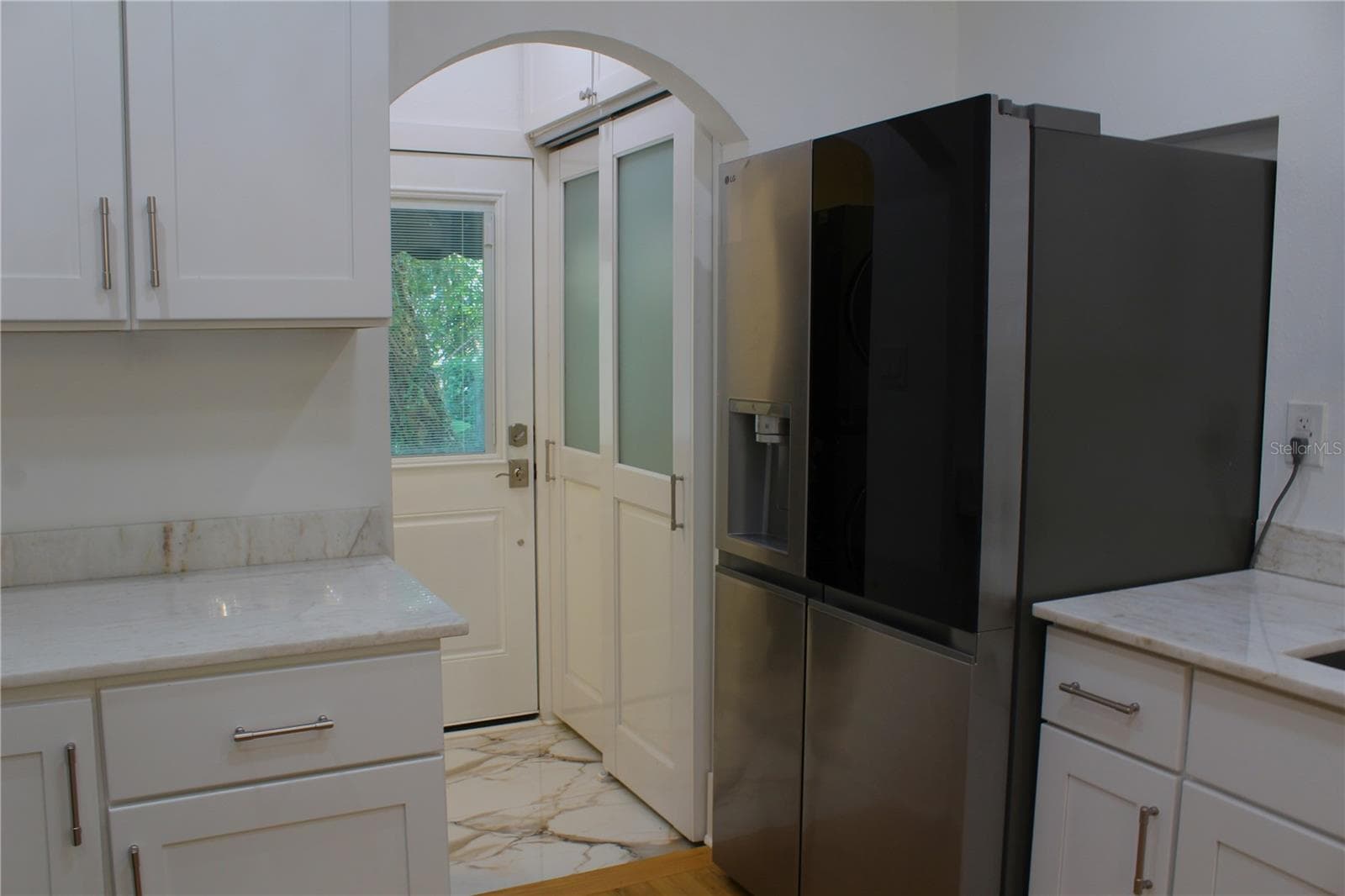 Single Family Residence at 908 S SUMMERLIN AVE, ORLANDO, photo 22 of 60