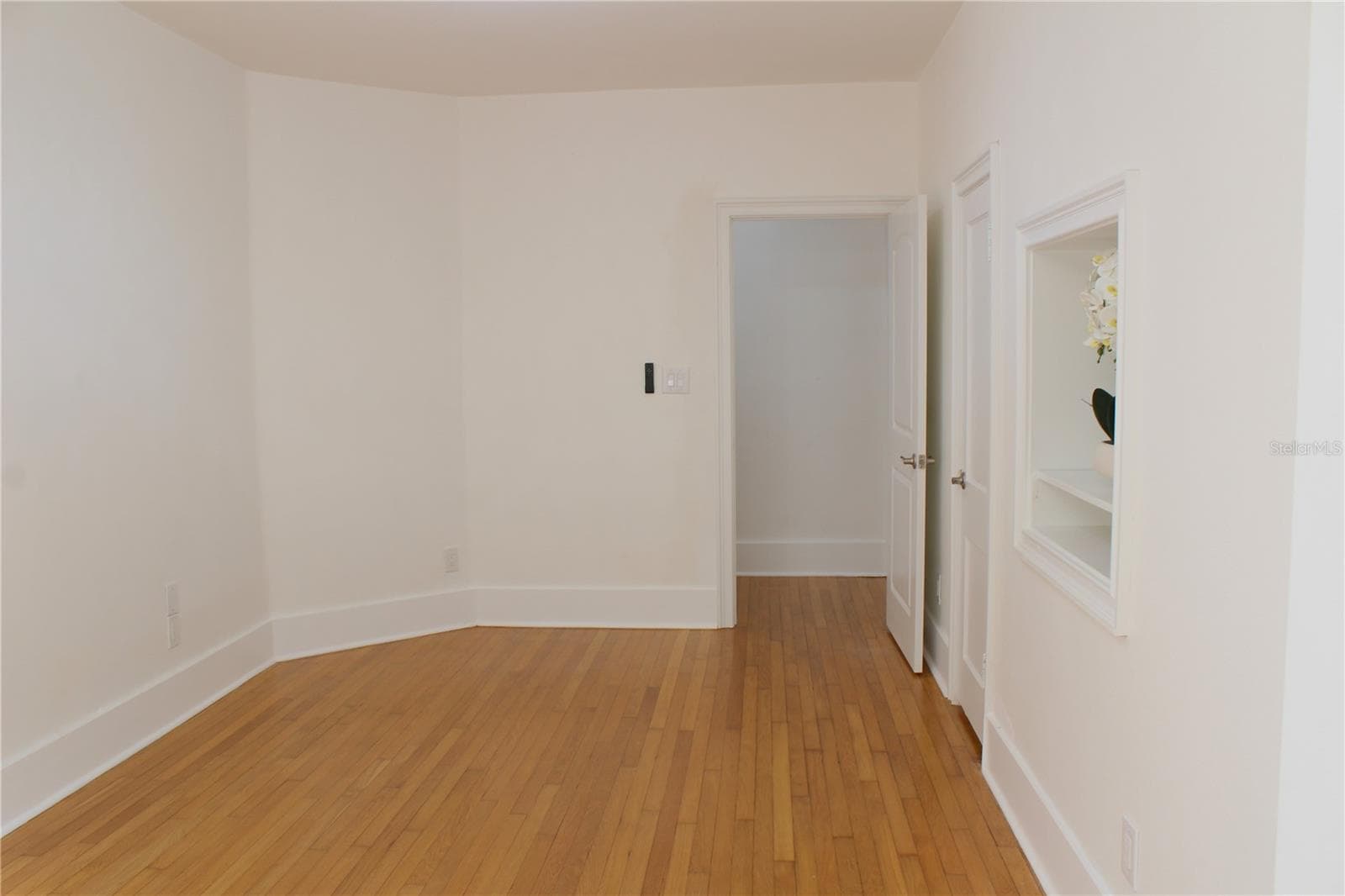 Single Family Residence at 908 S SUMMERLIN AVE, ORLANDO, photo 28 of 60