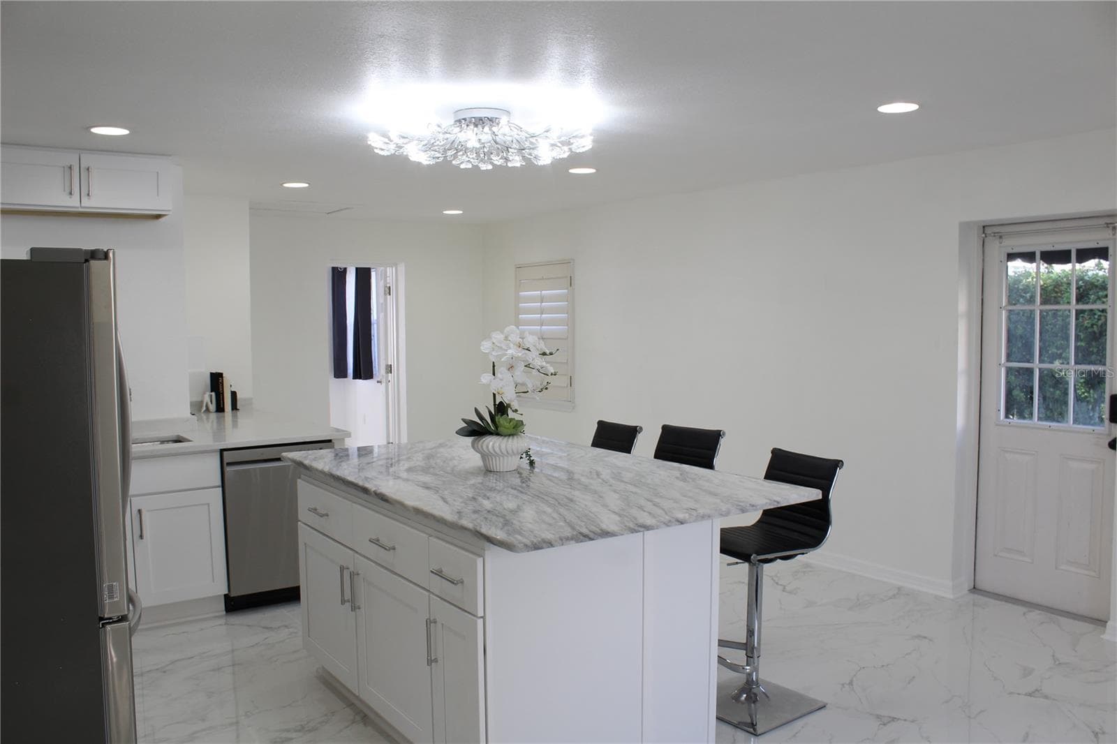 Single Family Residence at 908 S SUMMERLIN AVE, ORLANDO, photo 51 of 60