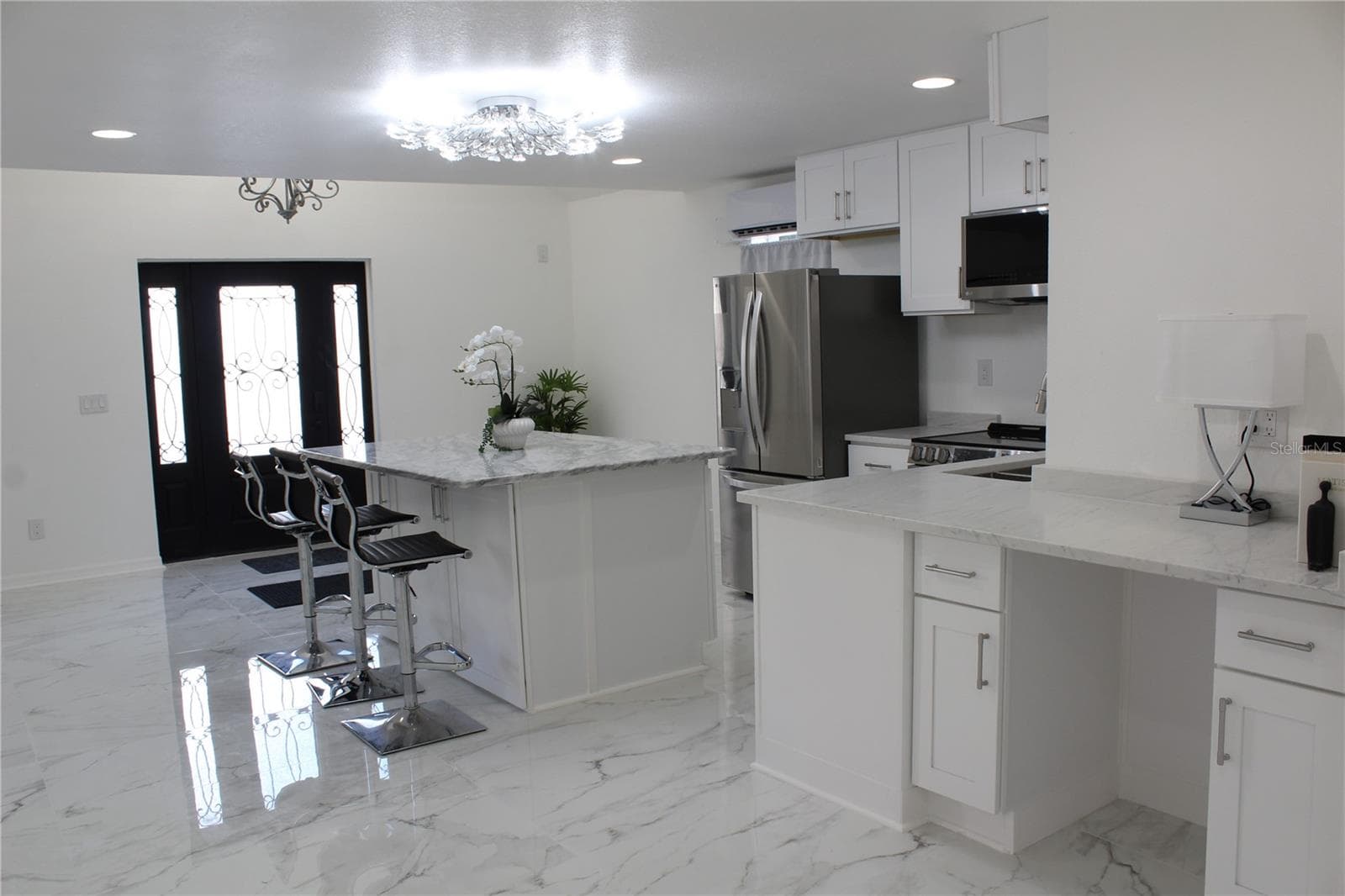 Single Family Residence at 908 S SUMMERLIN AVE, ORLANDO, photo 52 of 60