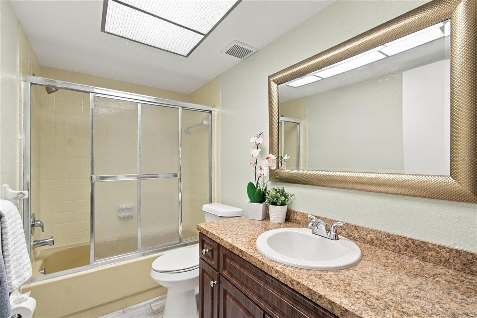 Condominium at 3411 TEESIDE DR #3411, NEW PORT RICHEY, photo 36 of 57