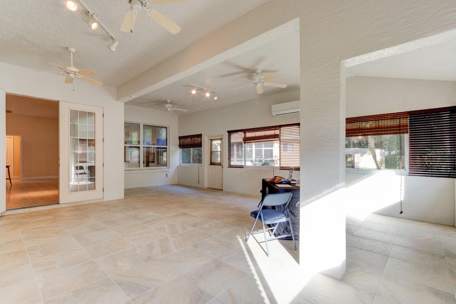 Enclosed Back Patio - 751 CALLE GRANDE ST, ORMOND BEACH