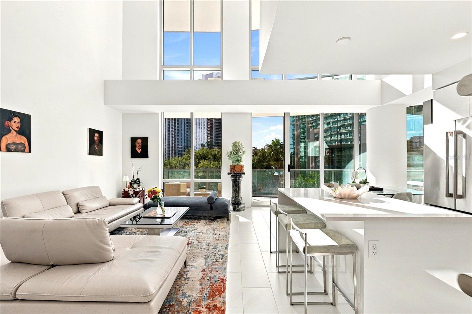 Condominium at 400 CENTRAL AVE #301, ST PETERSBURG, photo 2 of 34