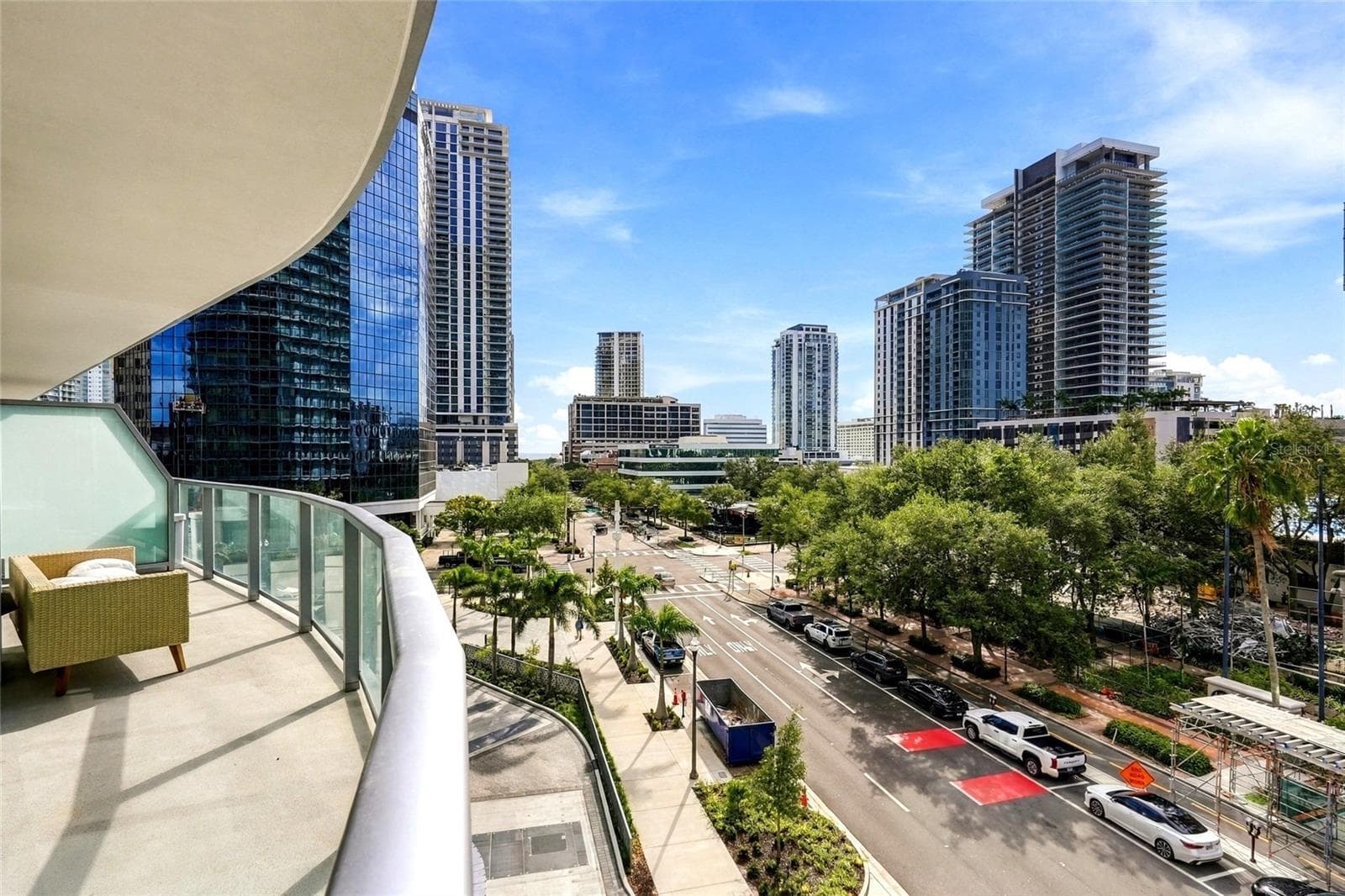 Condominium at 400 CENTRAL AVE #301, ST PETERSBURG, photo 4 of 34