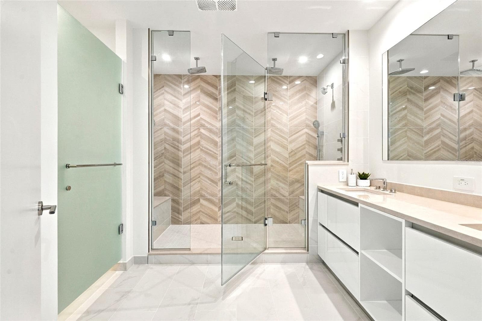 Primary Bath - 400 CENTRAL AVE #301, ST PETERSBURG