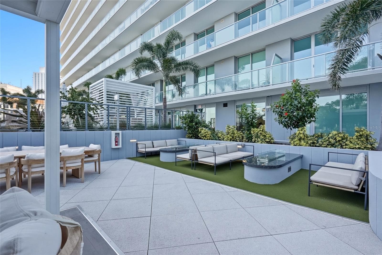 Condominium at 400 CENTRAL AVE #301, ST PETERSBURG, photo 27 of 34