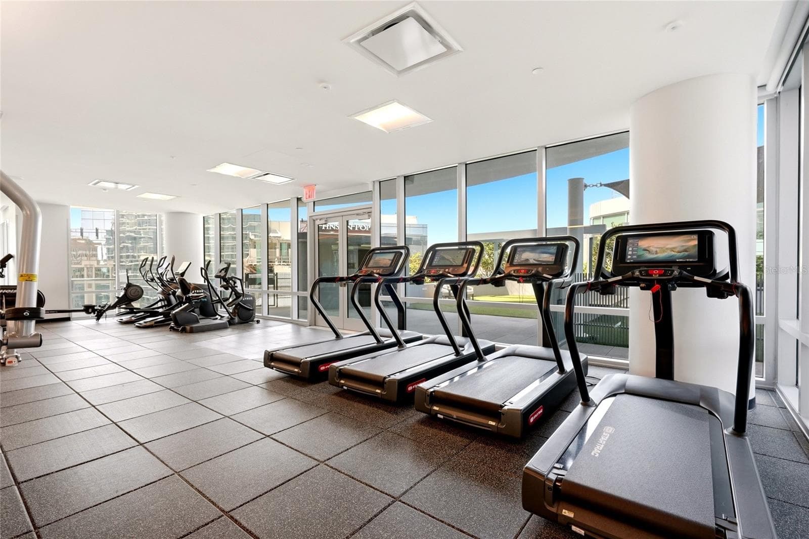 Condominium at 400 CENTRAL AVE #301, ST PETERSBURG, photo 32 of 34