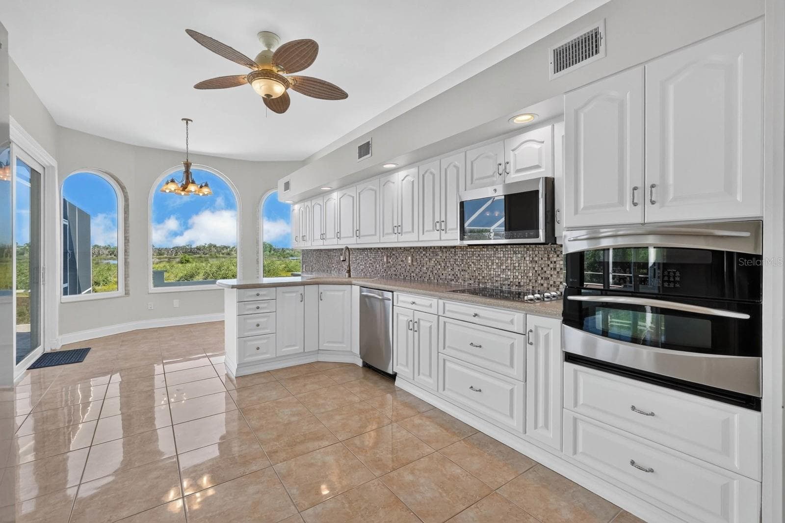 Expansive Kitchen With Storage - 74 COVINGTON LN, PALM COAST