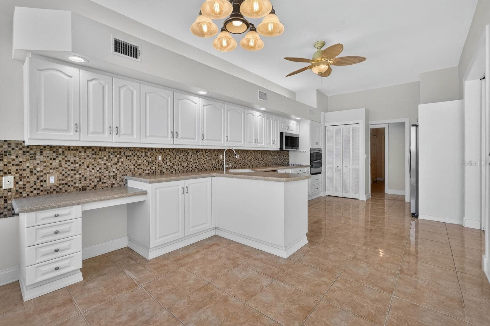 Generous Countertop and Cabinet Space - 74 COVINGTON LN, PALM COAST