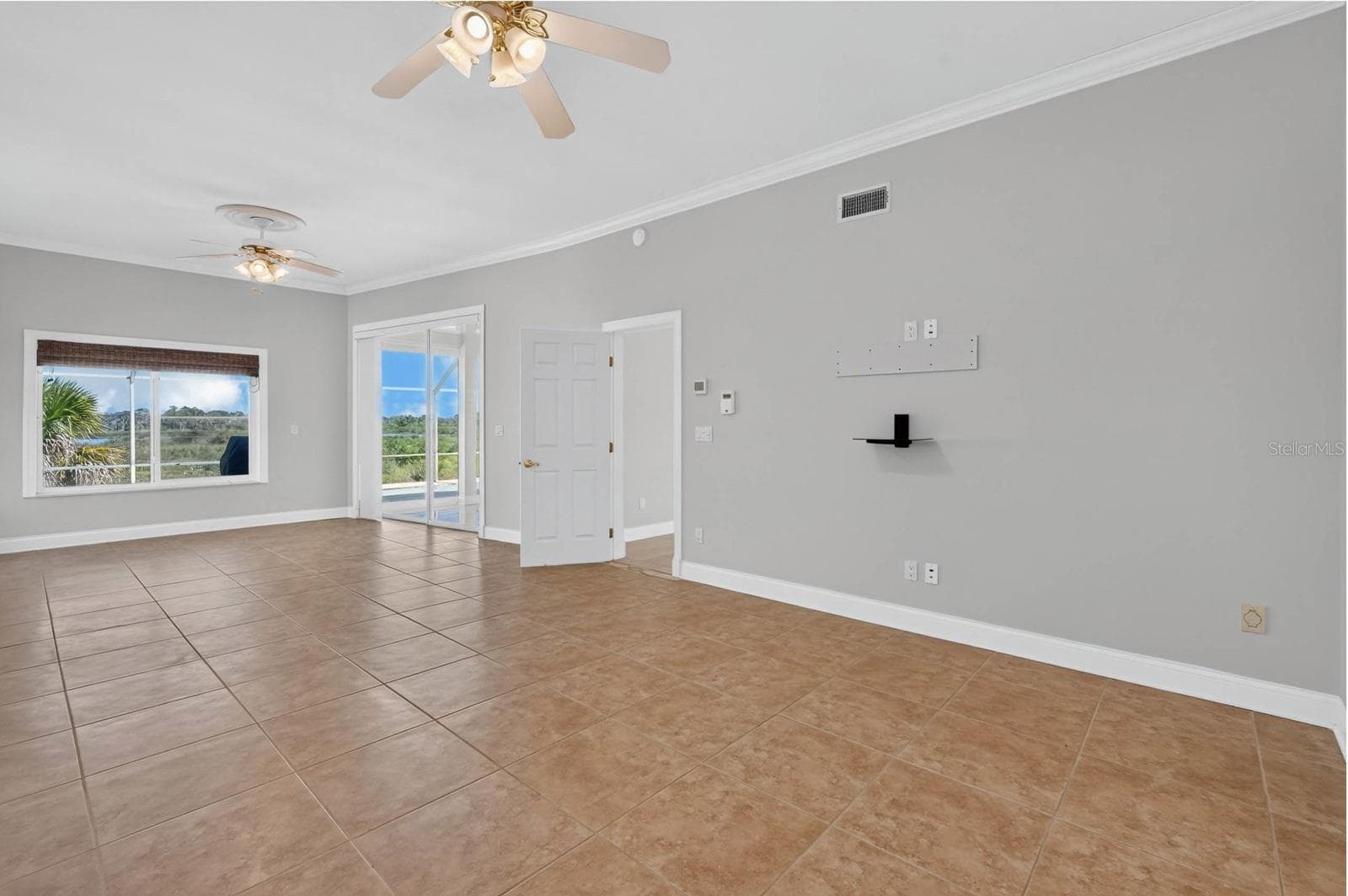 Bright Room With Preserve Views - 74 COVINGTON LN, PALM COAST