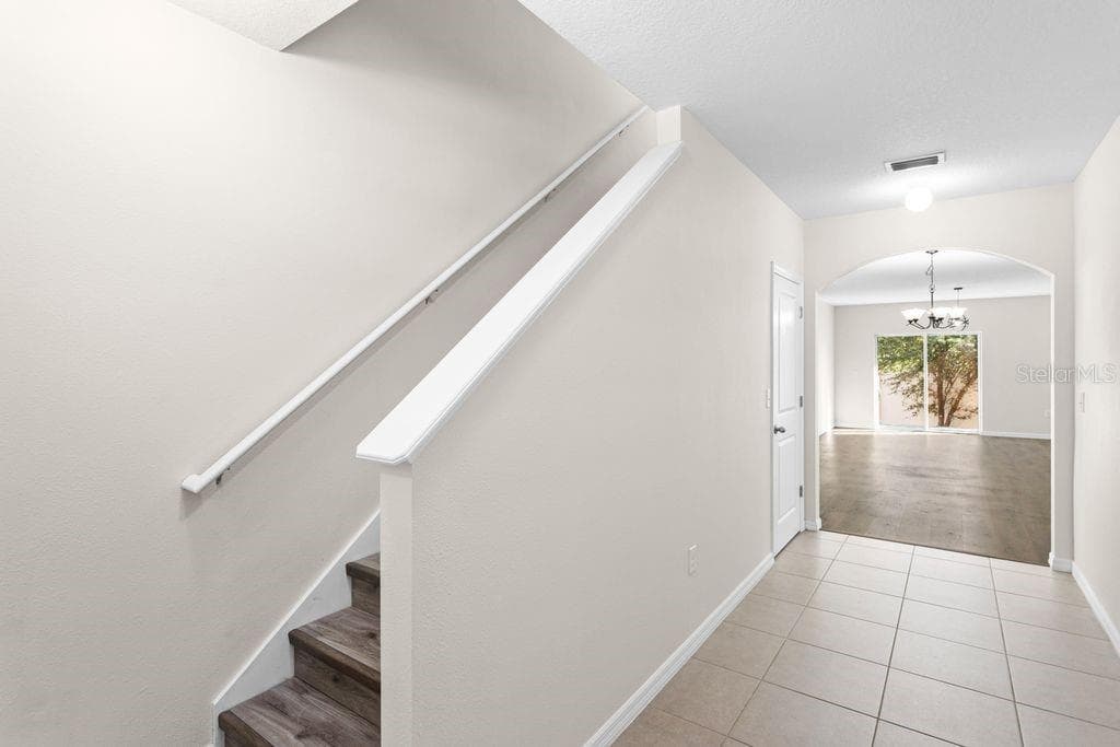Single Family Residence at 5024 SAN PALERMO DR, BRADENTON, photo 5 of 66