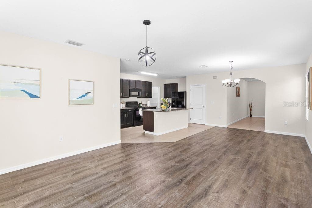 Single Family Residence at 5024 SAN PALERMO DR, BRADENTON, photo 17 of 66