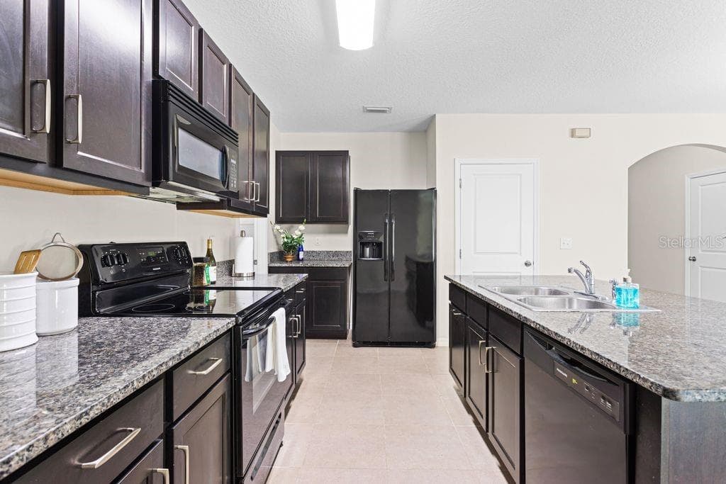Single Family Residence at 5024 SAN PALERMO DR, BRADENTON, photo 20 of 66