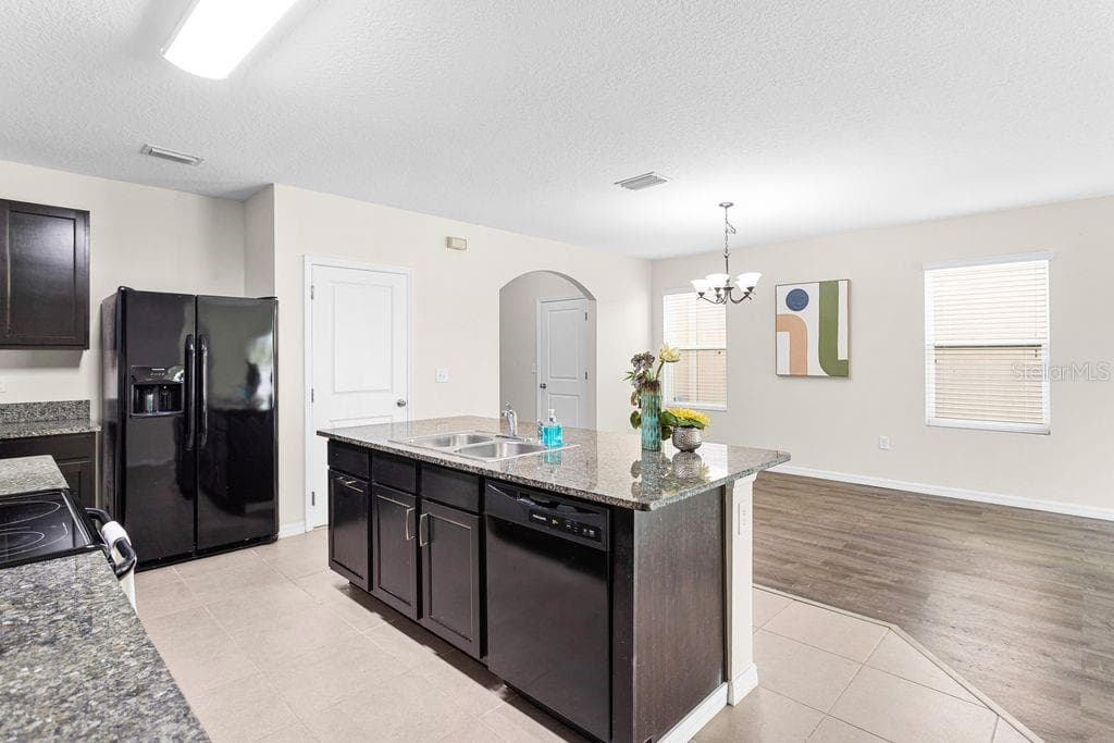 Single Family Residence at 5024 SAN PALERMO DR, BRADENTON, photo 21 of 66