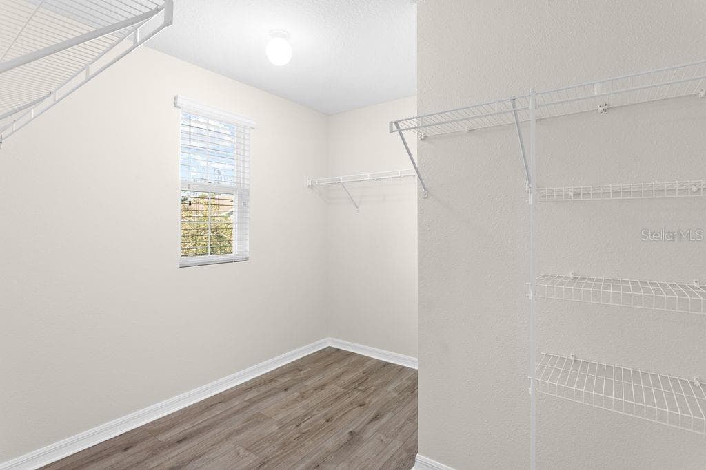 Master CLoaset - 5024 SAN PALERMO DR, BRADENTON