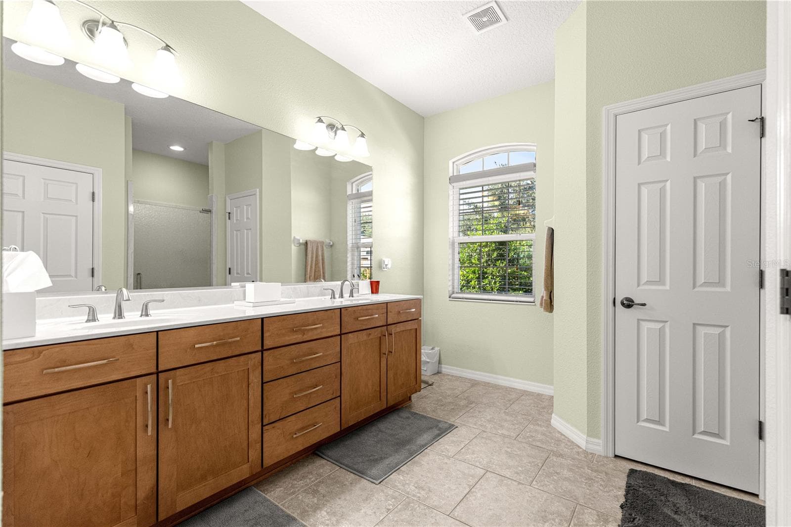 Primary Bath - 8567 SW 83RD LOOP, OCALA