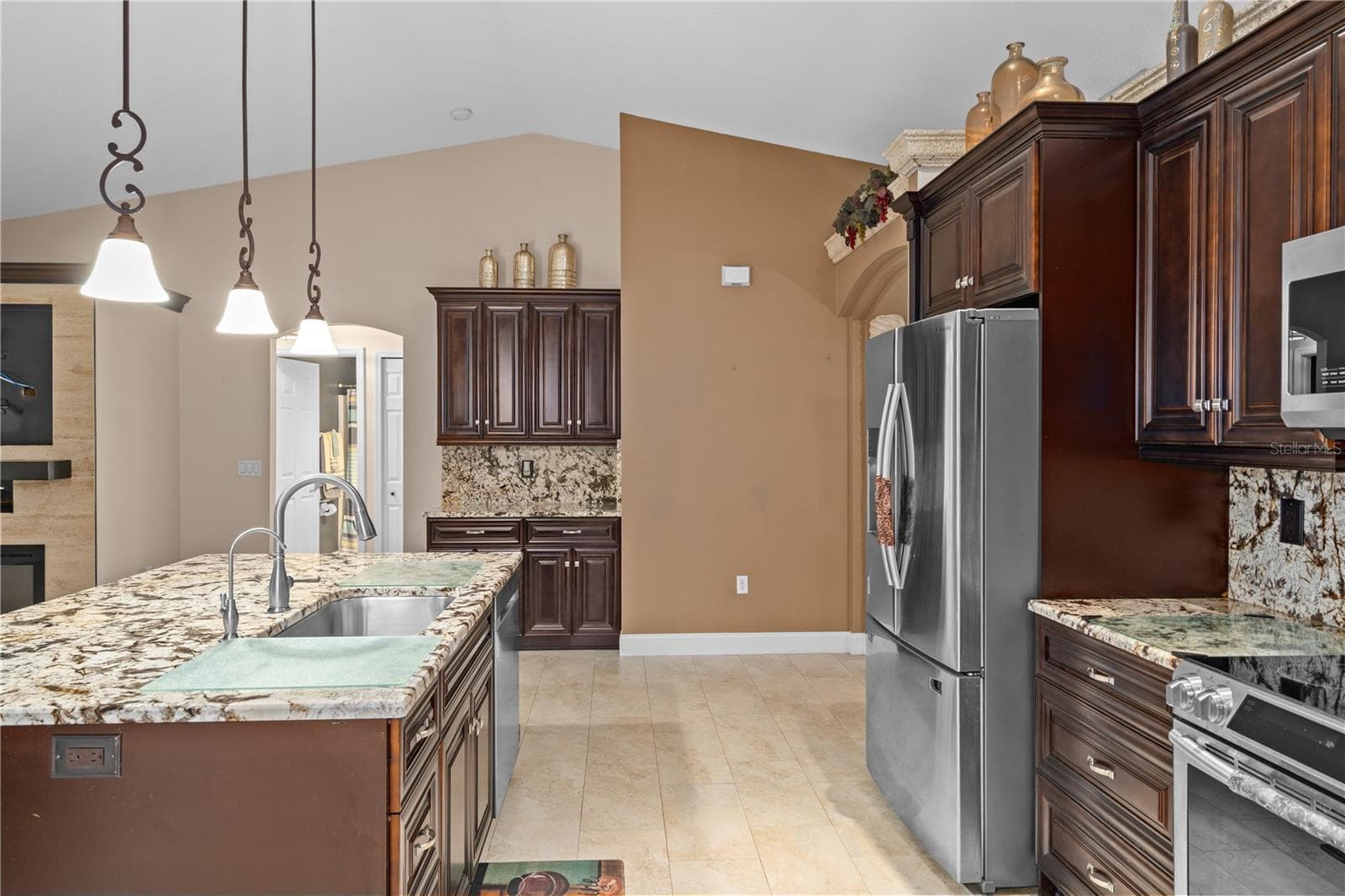Single Family Residence at 5252 MENTMORE, SPRING HILL, photo 25 of 57