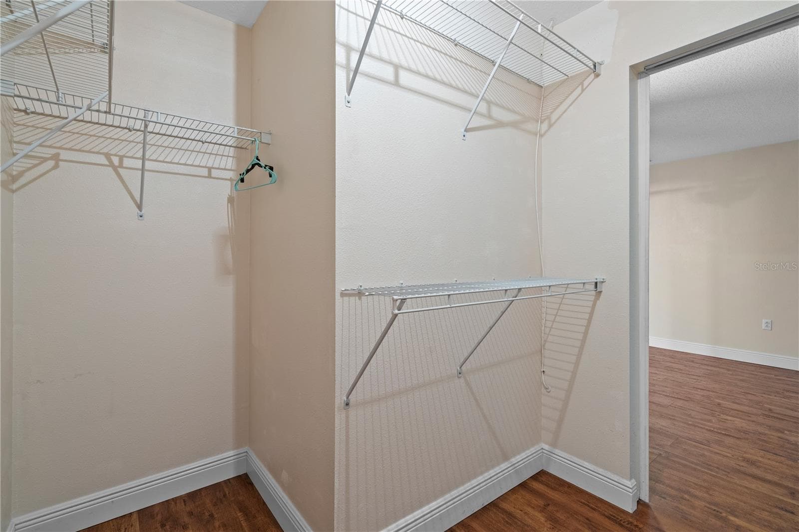 Single Family Residence at 5252 MENTMORE, SPRING HILL, photo 37 of 57