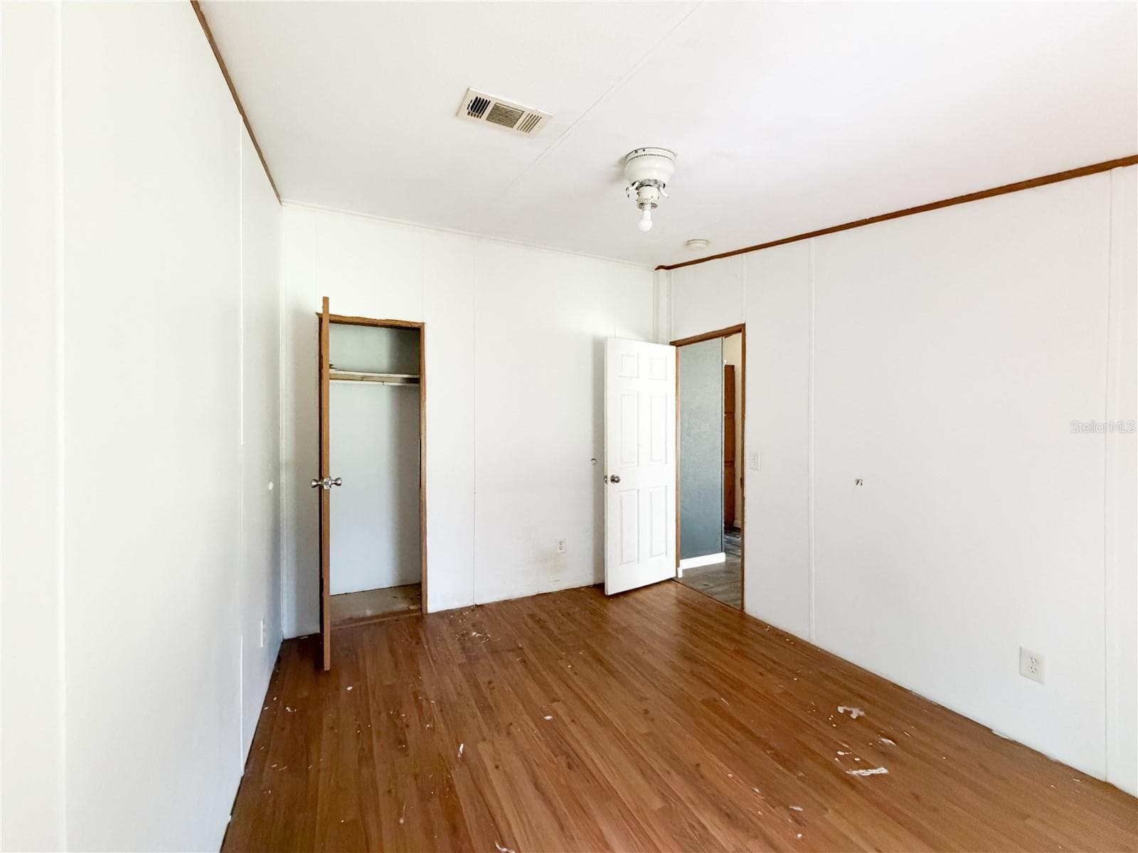 Manufactured Home at 19413 SW STATE ROAD 47, FORT WHITE, photo 24 of 25