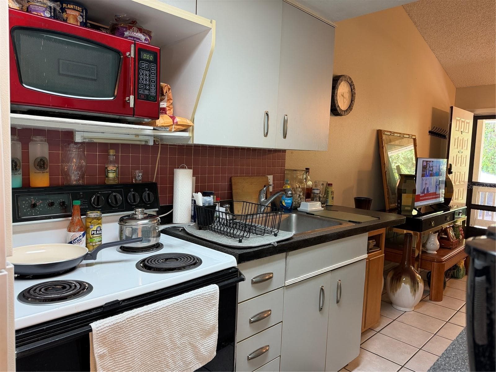 Condominium at 20893 HAULOVER CV #6, LUTZ, photo 8 of 42