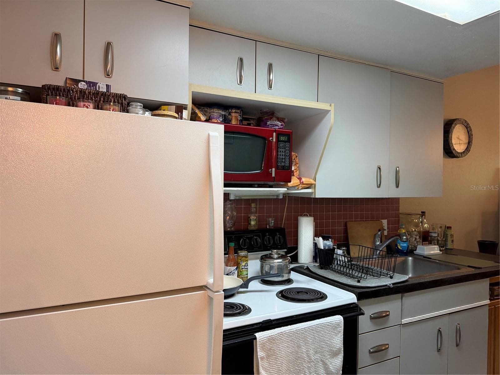 Condominium at 20893 HAULOVER CV #6, LUTZ, photo 9 of 42