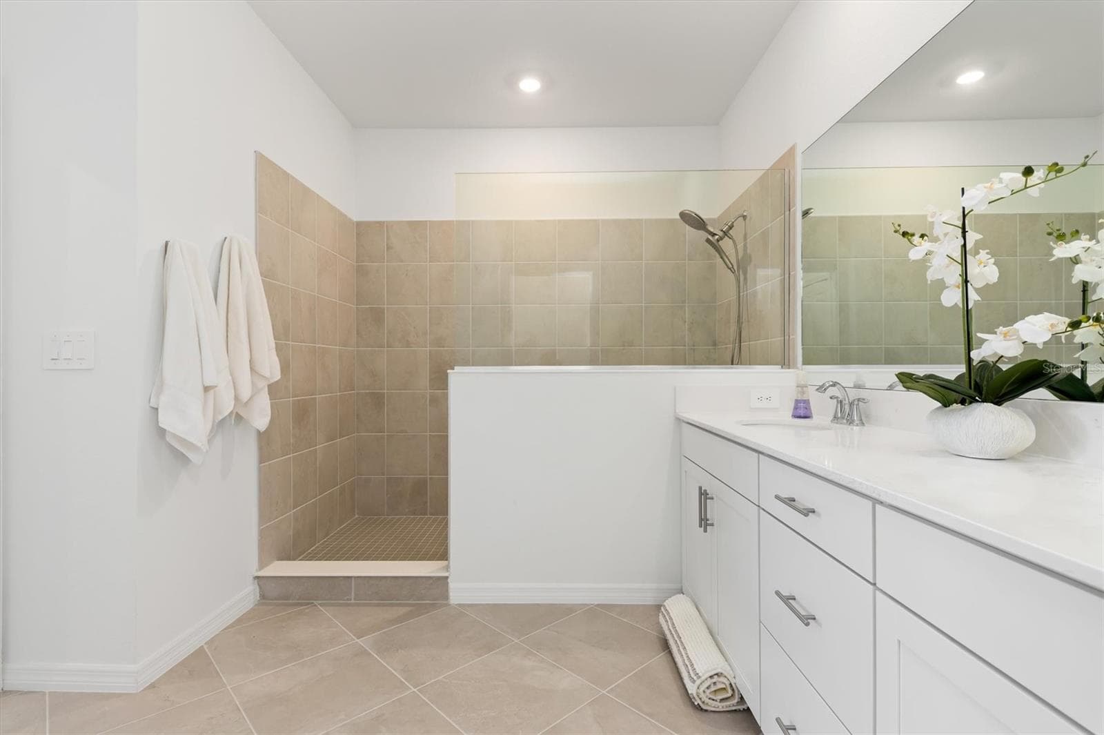 Condominium at 17700 BORACAY CT #202, VENICE, photo 17 of 58