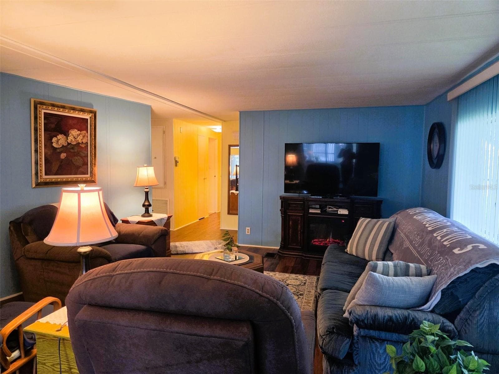 Another view of the living room - 3309 OAKWOOD BLVD S, SARASOTA
