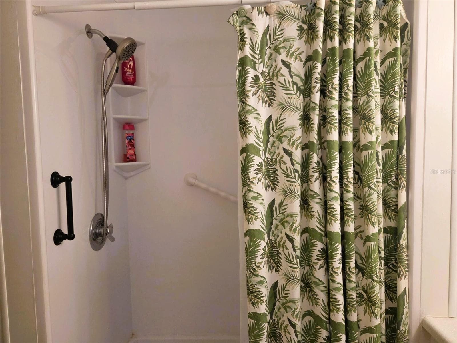 Guest Bath shower newly redone - 3309 OAKWOOD BLVD S, SARASOTA
