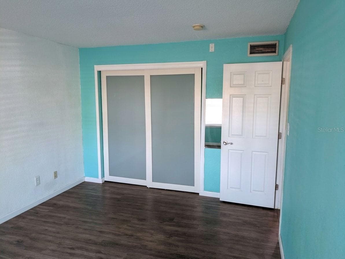 LARGE BUILT IN MODERN CLOSET - 4985 COBIA DR SE #B, ST PETERSBURG