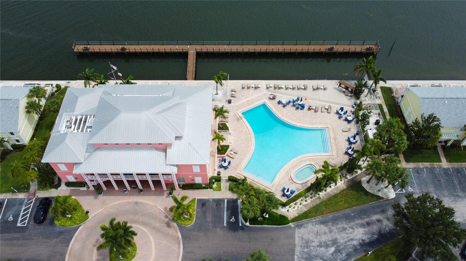 FISHING PEER - 4985 COBIA DR SE #B, ST PETERSBURG