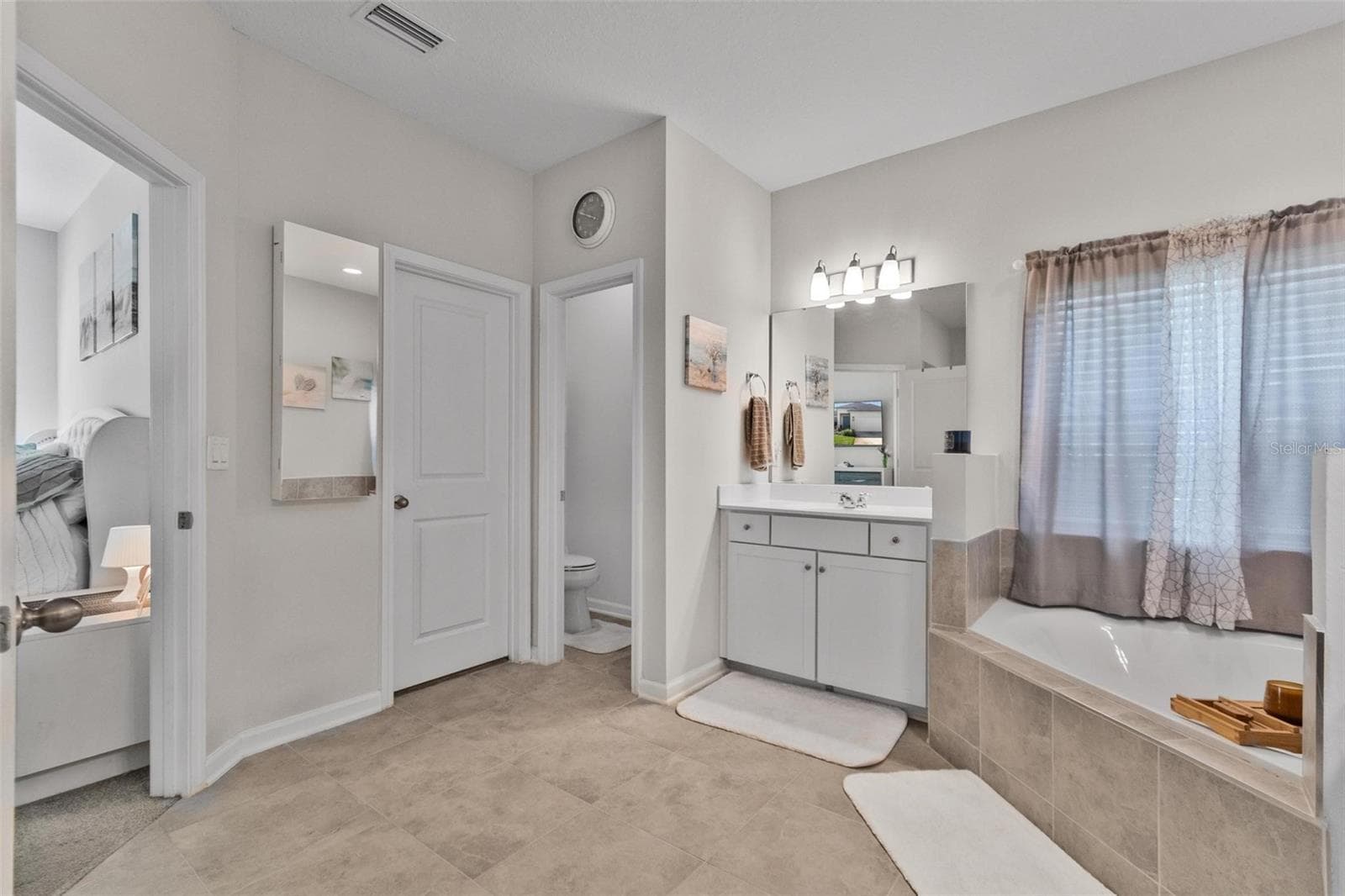 Single Family Residence at 500 GRAND LANDINGS PKWY, PALM COAST, photo 32 of 60