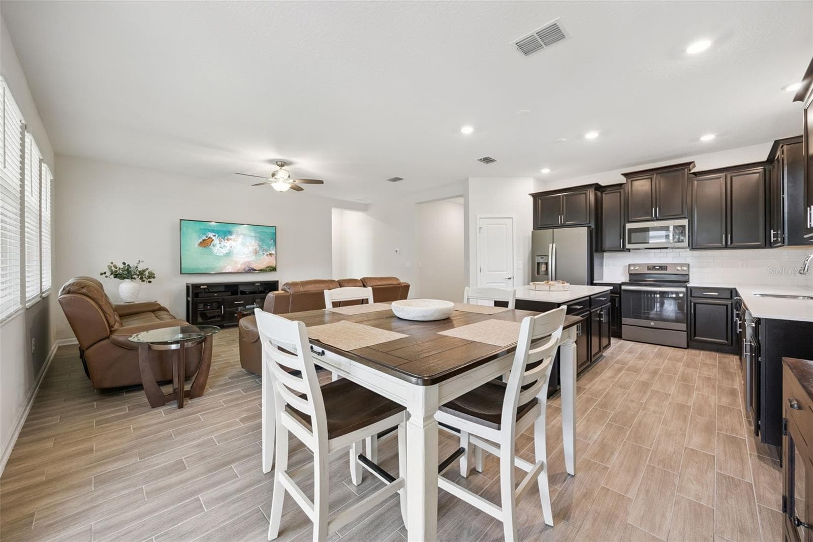 Great Entertaining Area - 5309 AMERSHAM LN, ST CLOUD