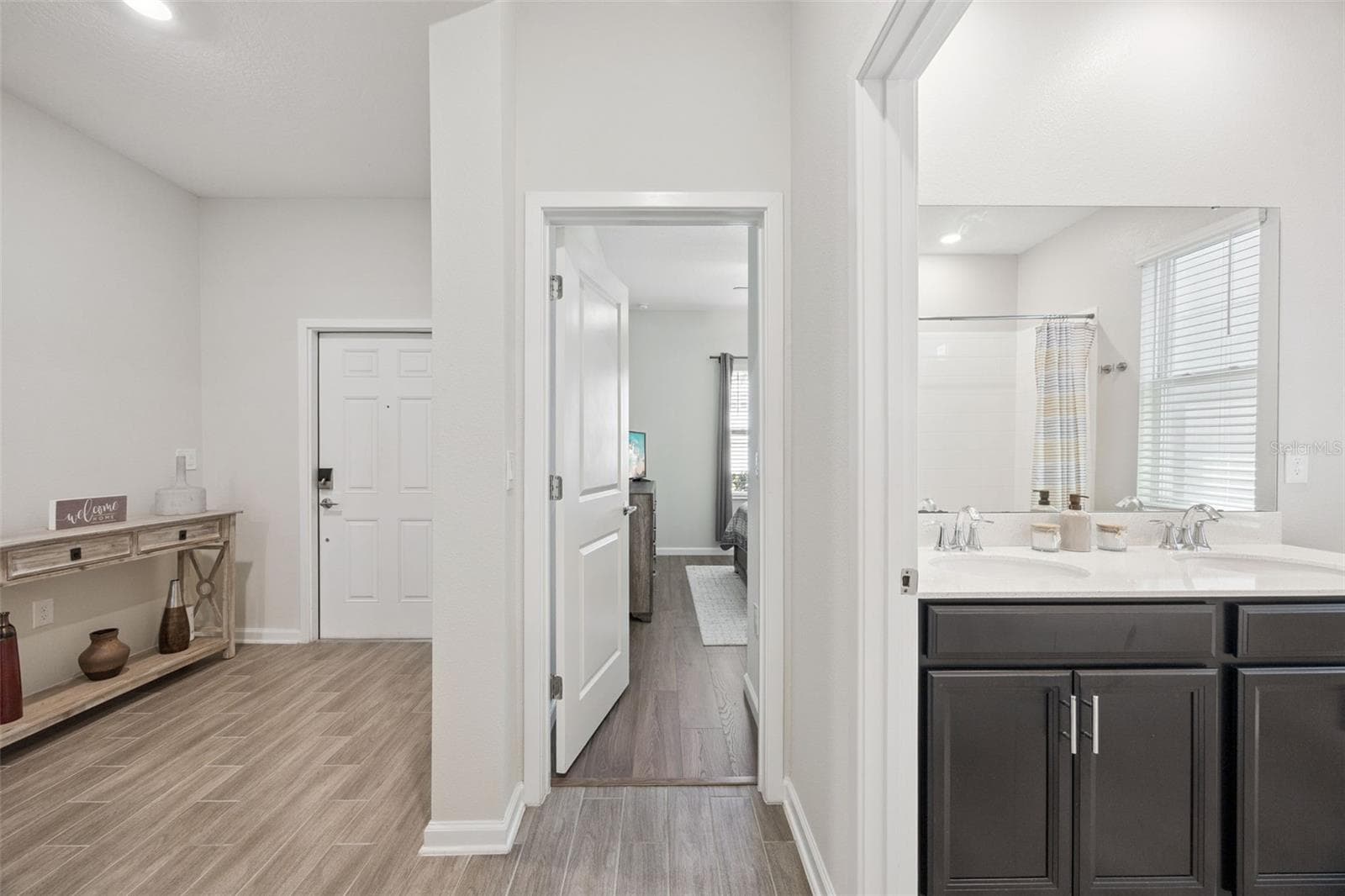 Hallway Between Bedrooms & Bathroom 2 - 5309 AMERSHAM LN, ST CLOUD
