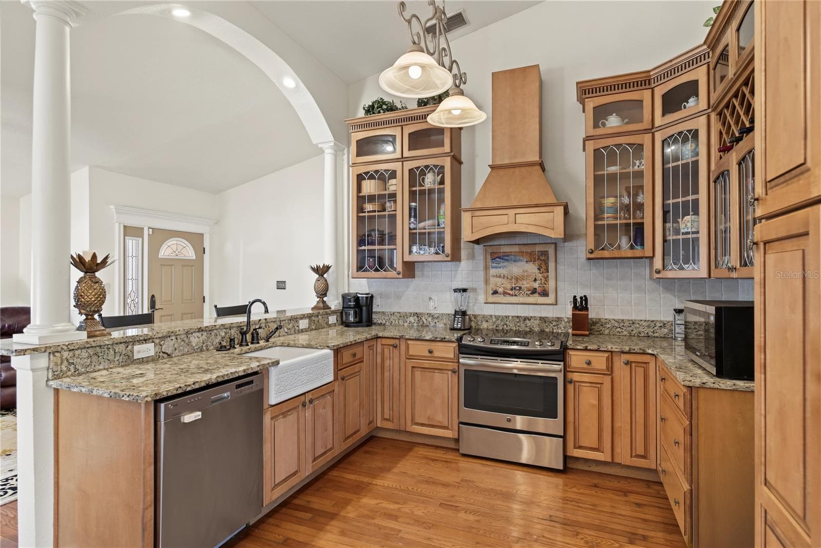 Single Family Residence at 1210 BRANDY LAKE VIEW CIR, WINTER GARDEN, photo 9 of 31