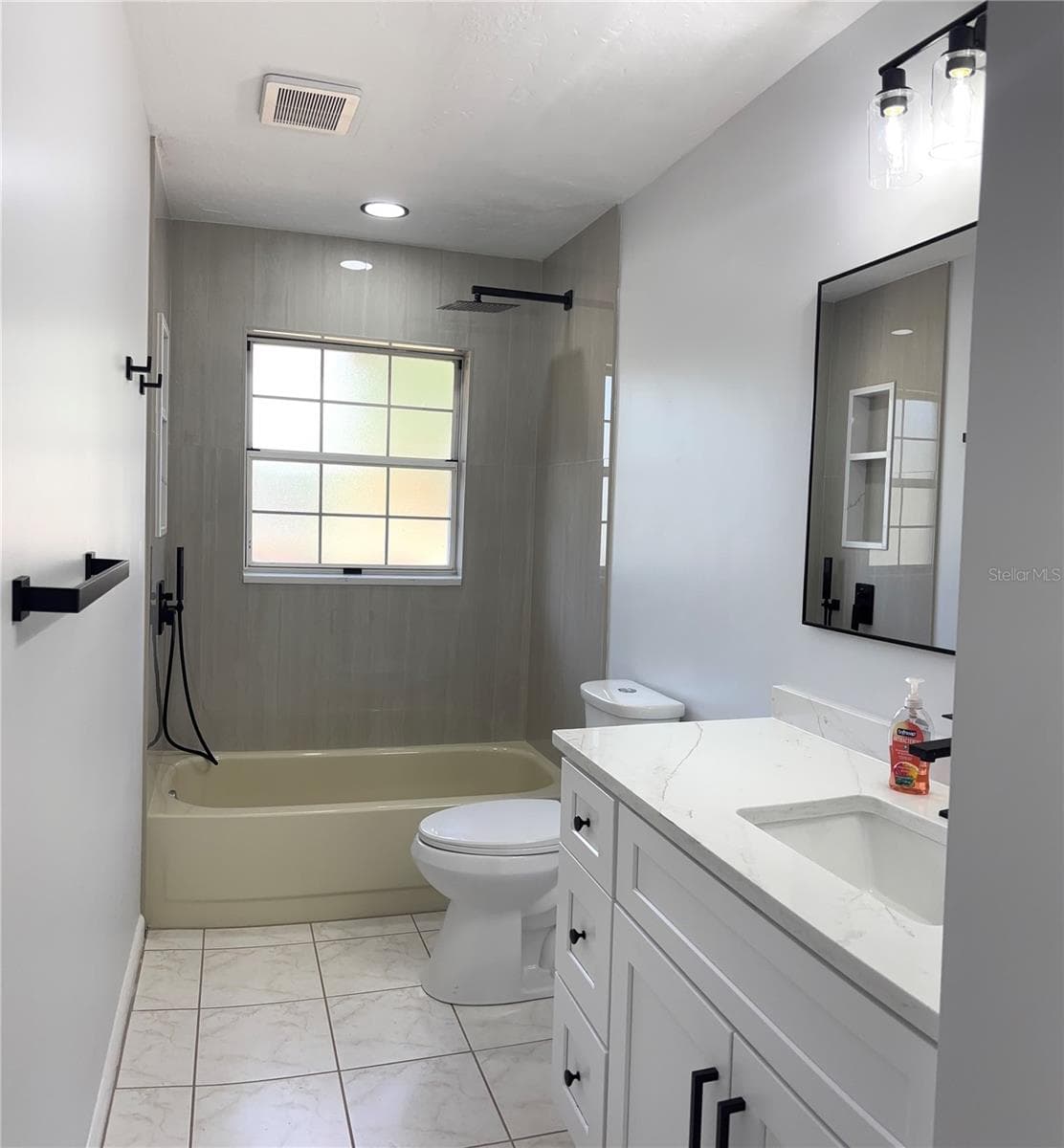 Single Family Residence at 235 S LEE ST, BEVERLY HILLS, photo 30 of 57