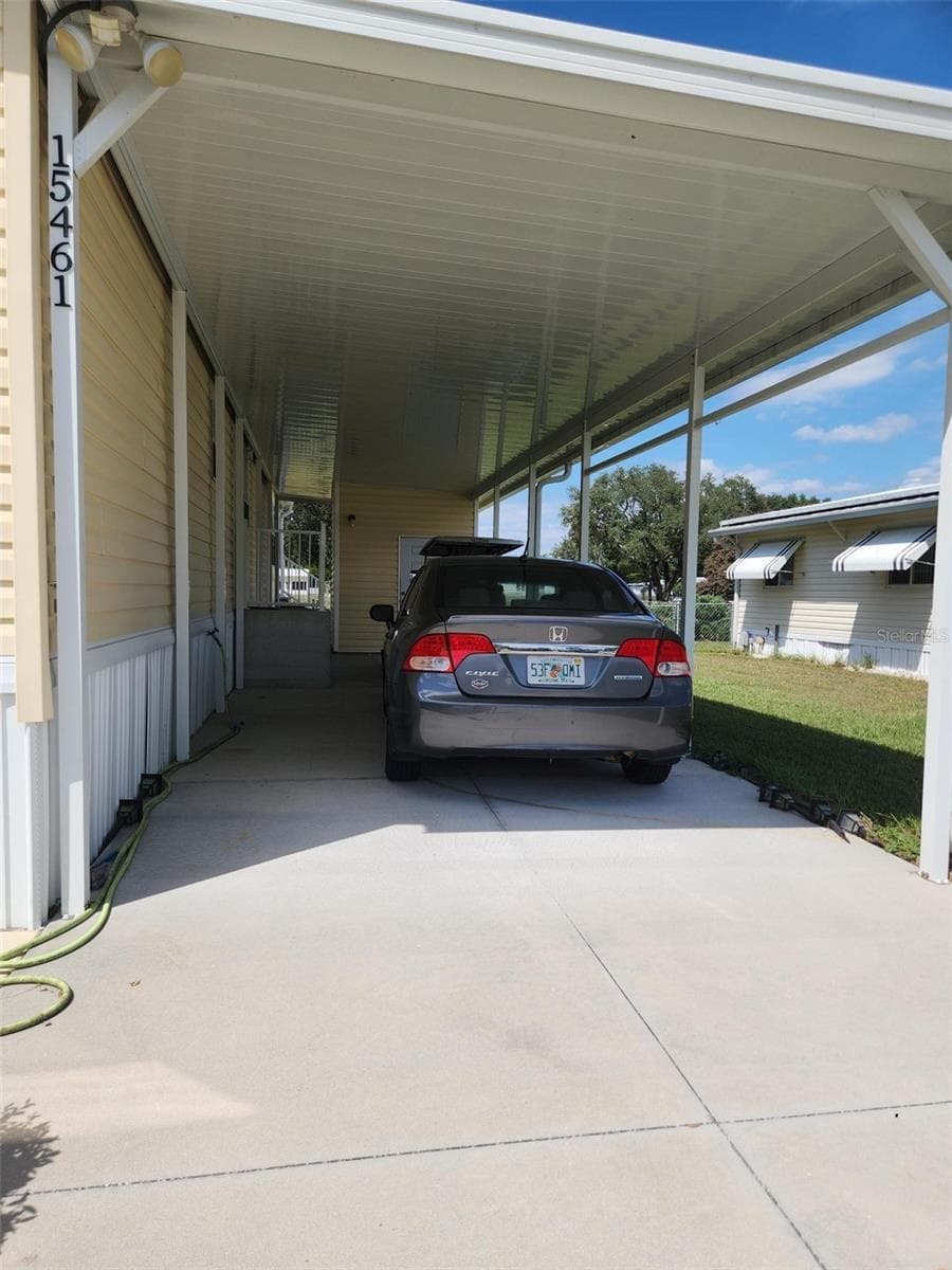 Manufactured Home at 15461 BROOKRIDGE BLVD, BROOKSVILLE, photo 4 of 33