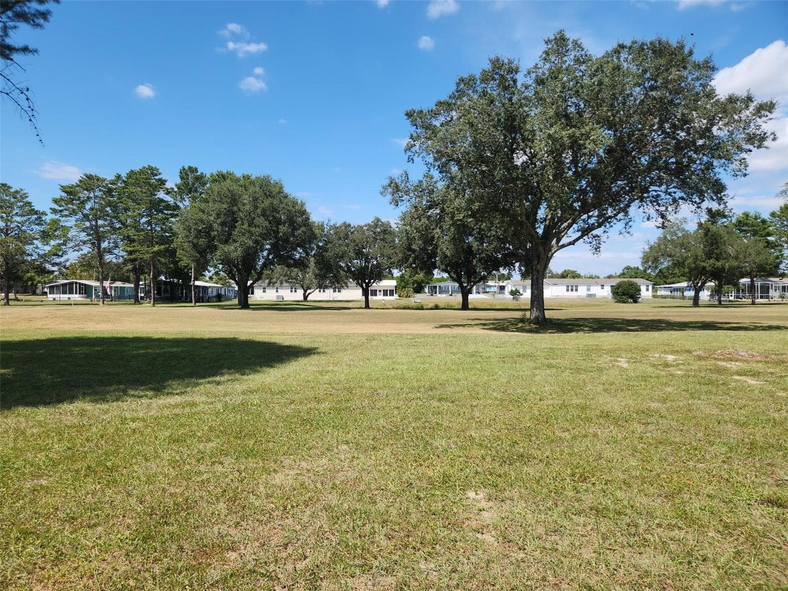 Manufactured Home at 15461 BROOKRIDGE BLVD, BROOKSVILLE, photo 6 of 33