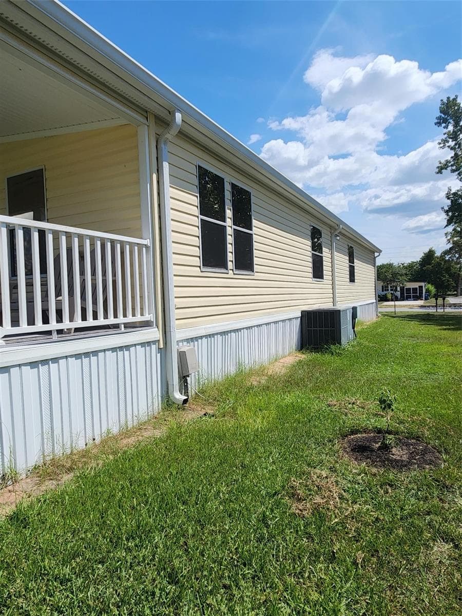 Manufactured Home at 15461 BROOKRIDGE BLVD, BROOKSVILLE, photo 13 of 33