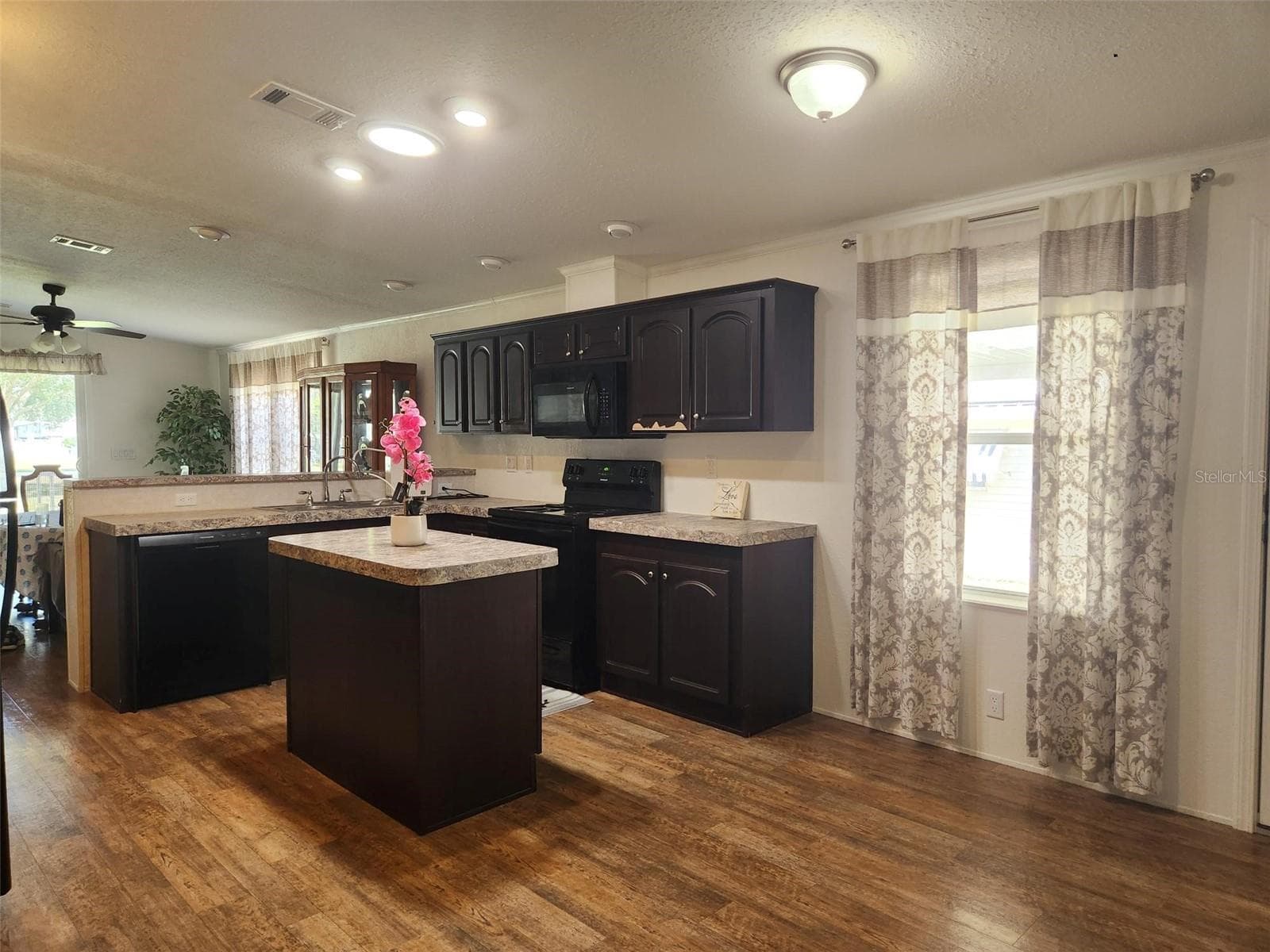 Manufactured Home at 15461 BROOKRIDGE BLVD, BROOKSVILLE, photo 15 of 33
