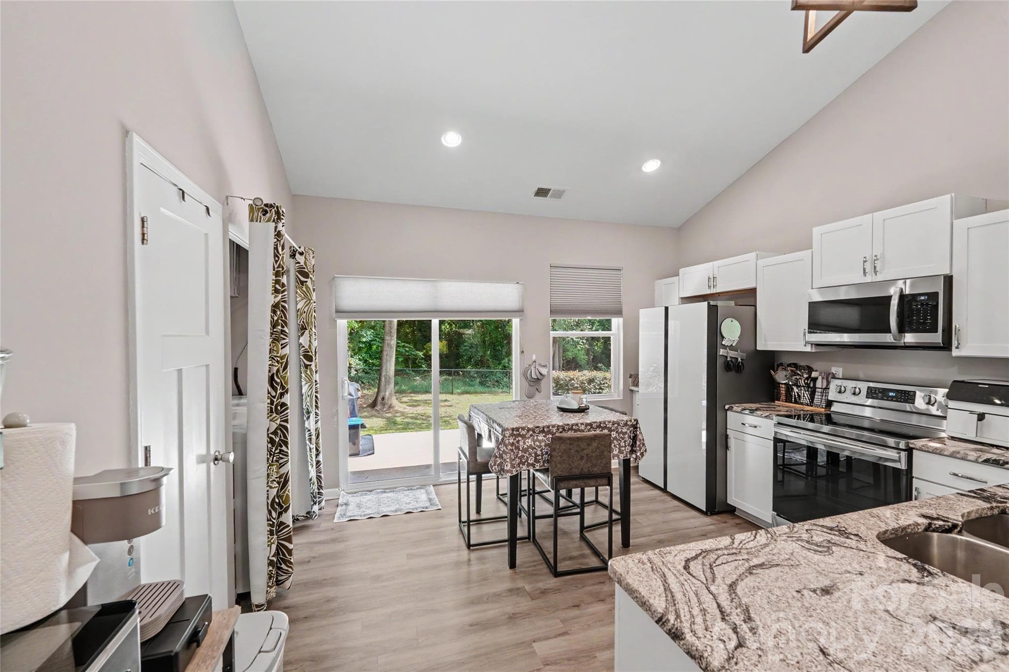 Single Family Residence at 119 Brown Street, Clover, photo 13 of 23