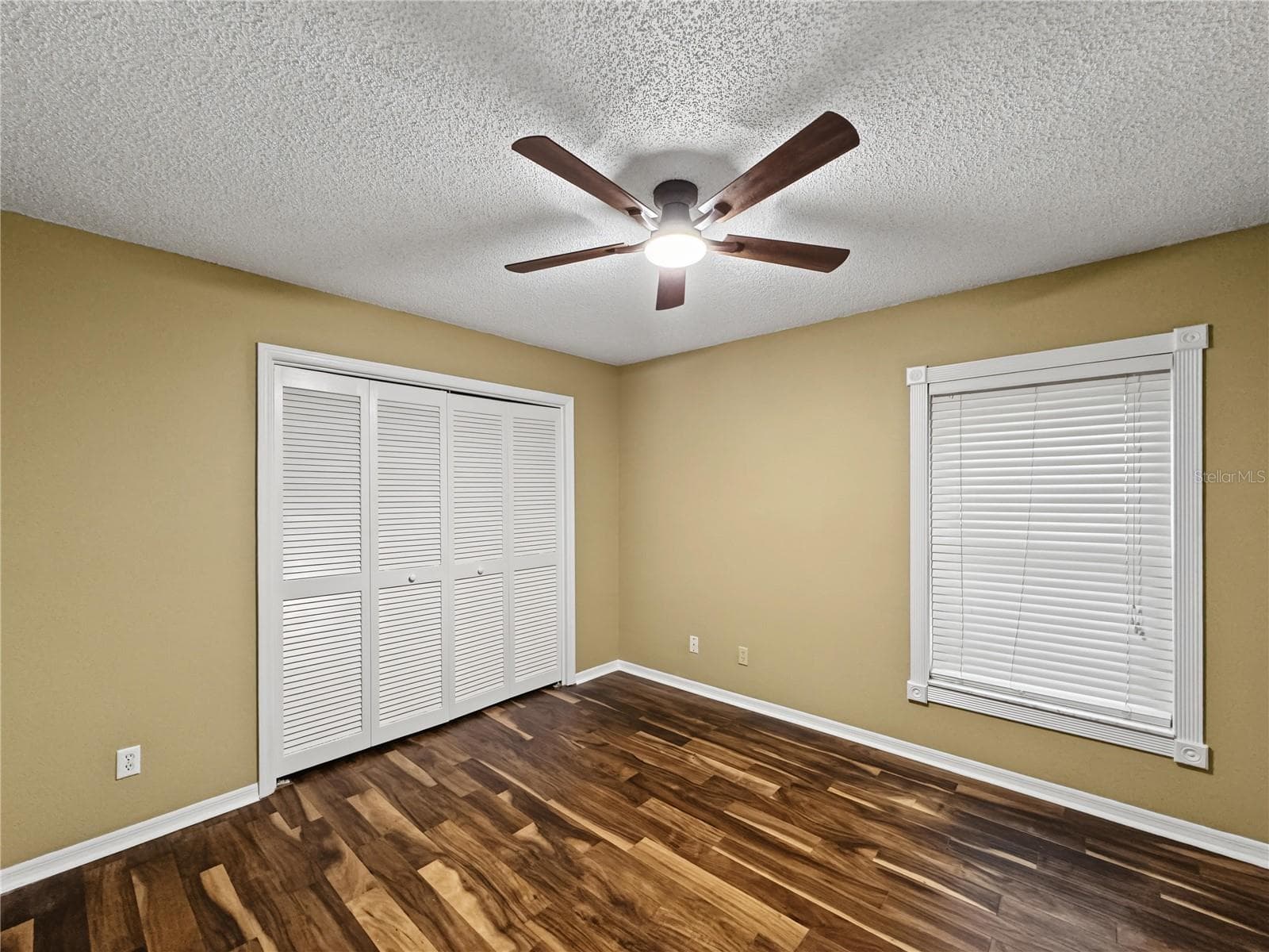 Single Family Residence at 2510 BRIMHOLLOW DR, VALRICO, photo 9 of 25