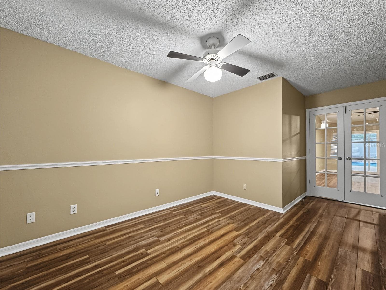 Single Family Residence at 2510 BRIMHOLLOW DR, VALRICO, photo 19 of 25