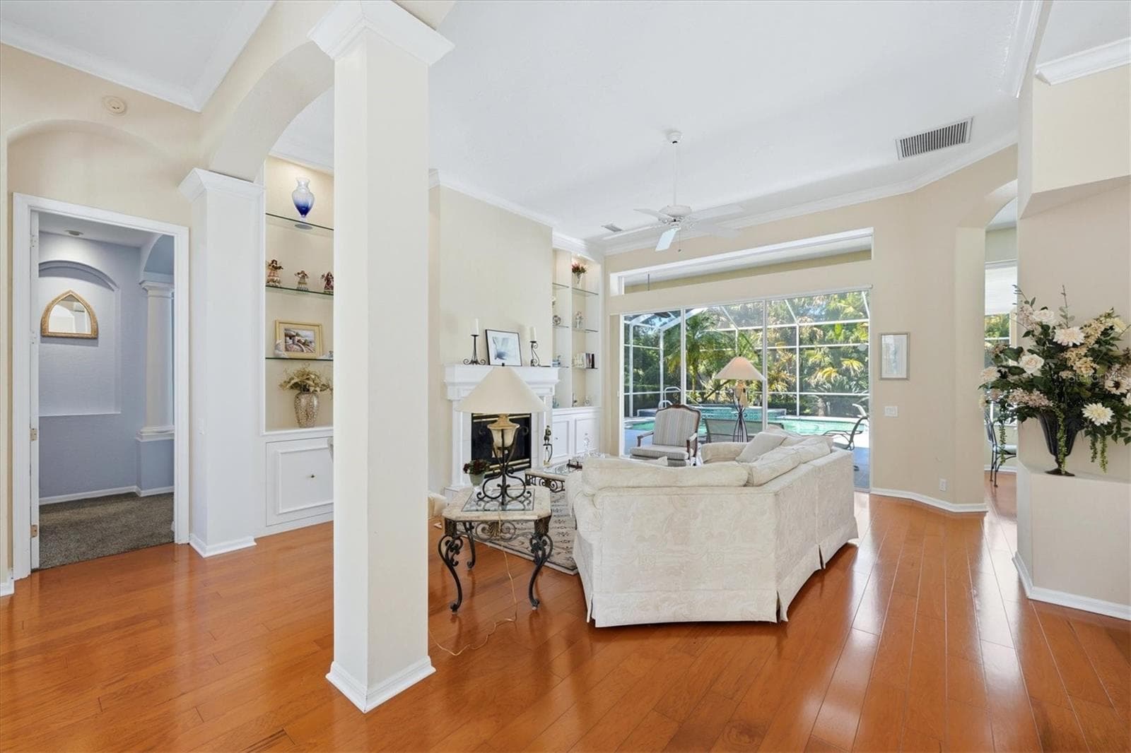 Single Family Residence at 7930 WYNDHAM CT, UNIVERSITY PARK, photo 4 of 55