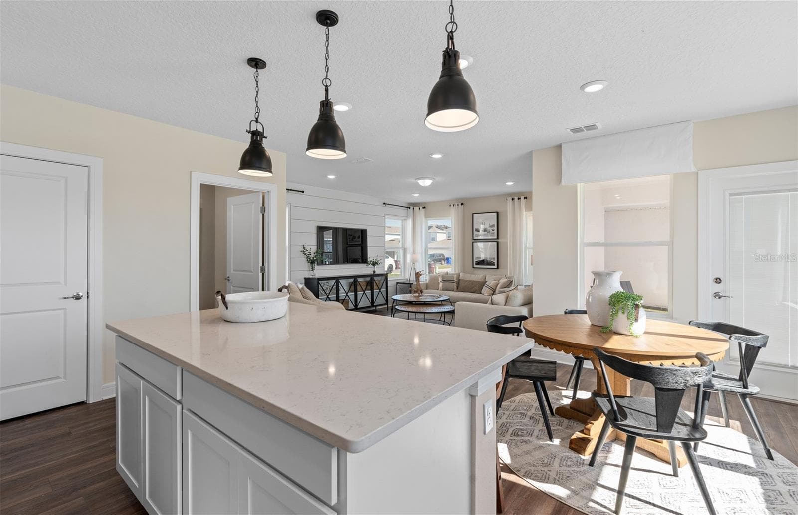 Model Home Design Only. Pictures and furnishings are for illustrative purposes only. Elevations, colors and options may vary. Furniture is for model home staging only. - 2628 CLEAR NIGHT AVENUE, KISSIMMEE